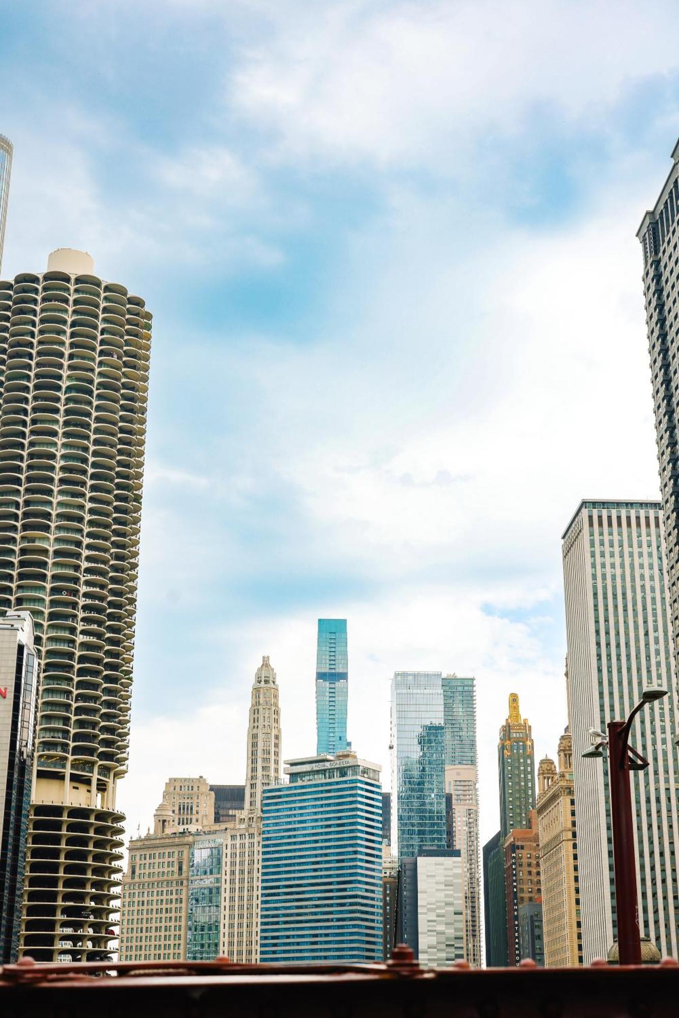 Hotel Voco Chicago Downtown - Riverwalk By Ihg 3*