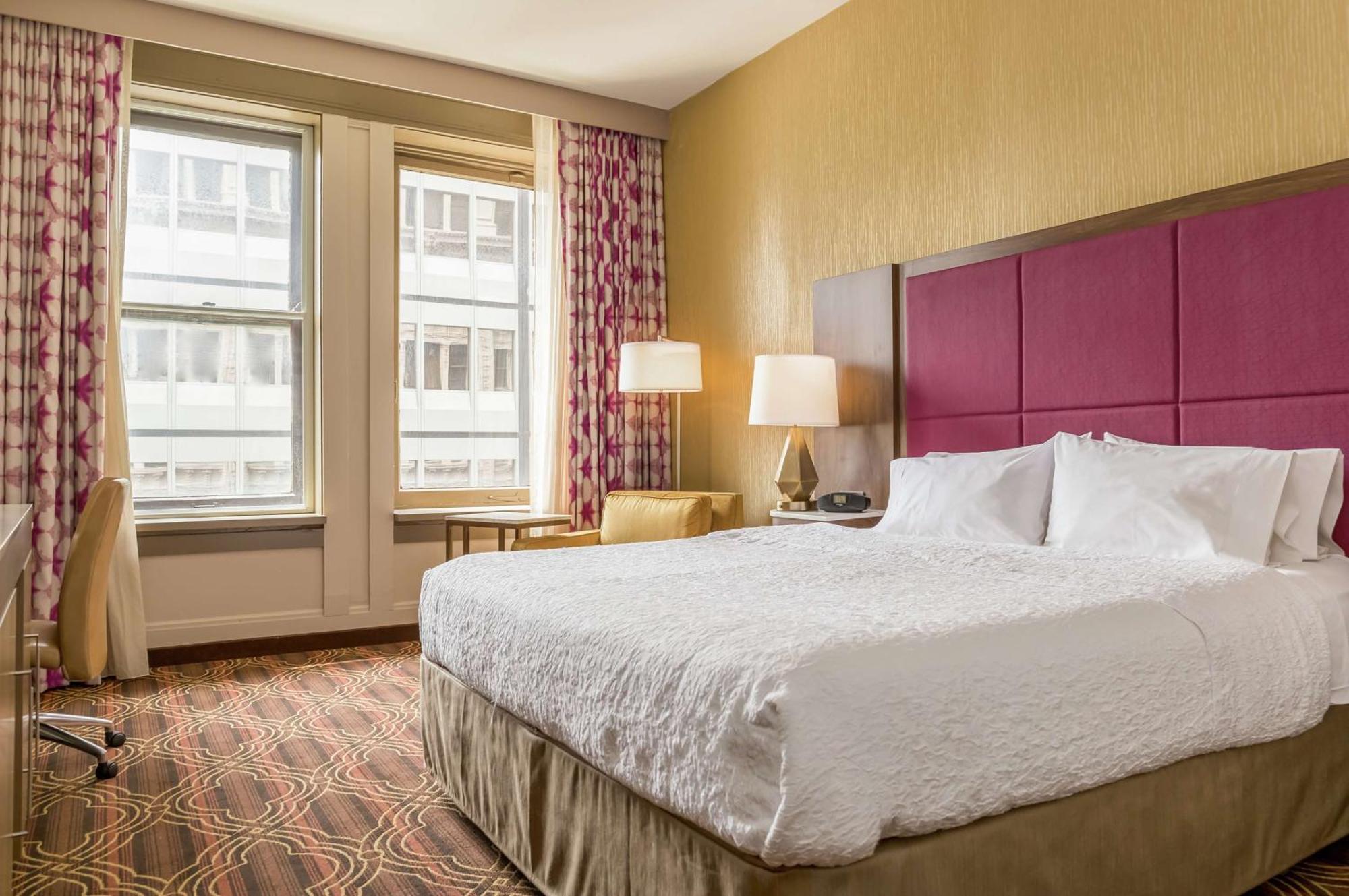 Hampton Majestic Theatre District Hotel 3*