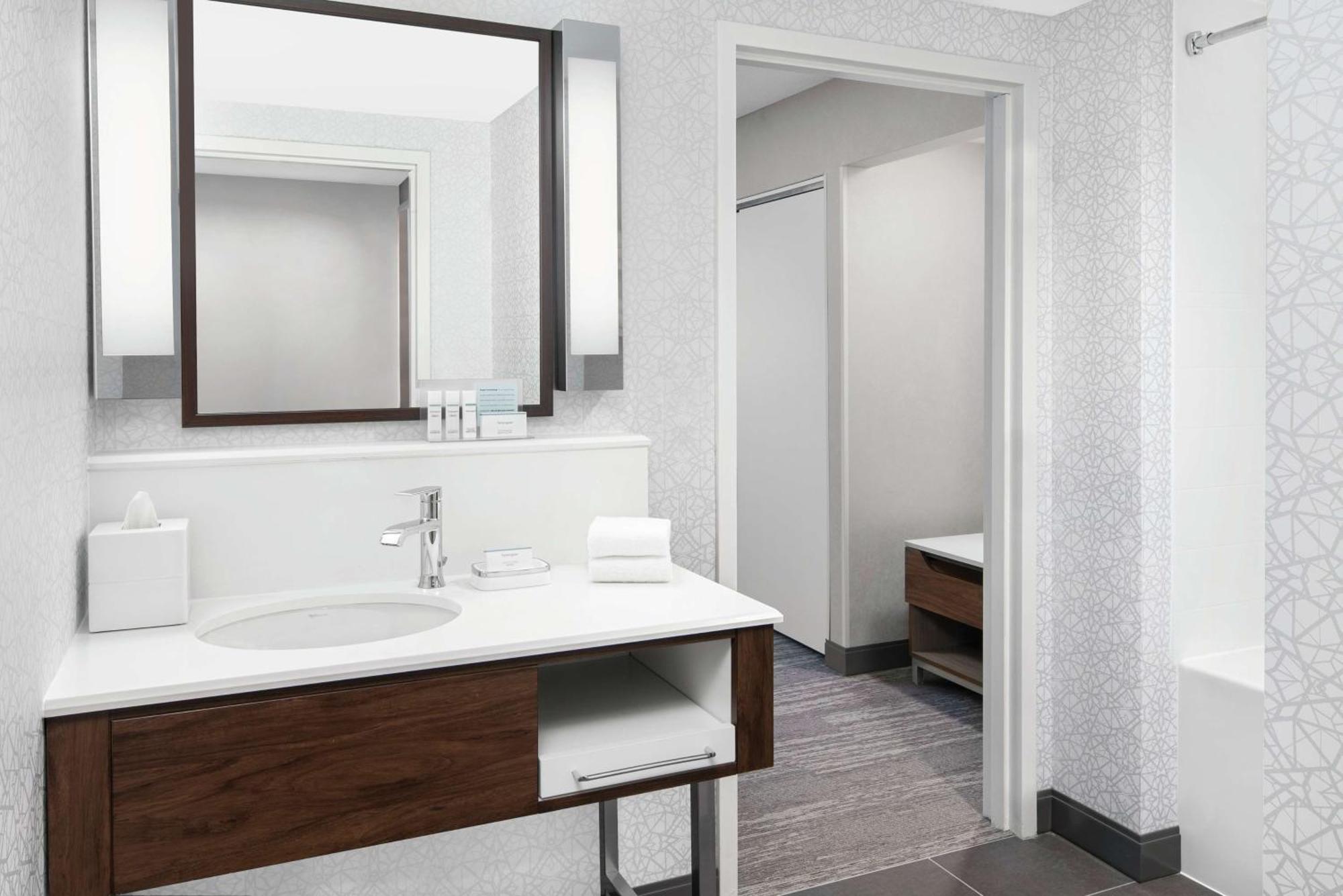 Hampton & Chicago-downtown Hotel Chicago