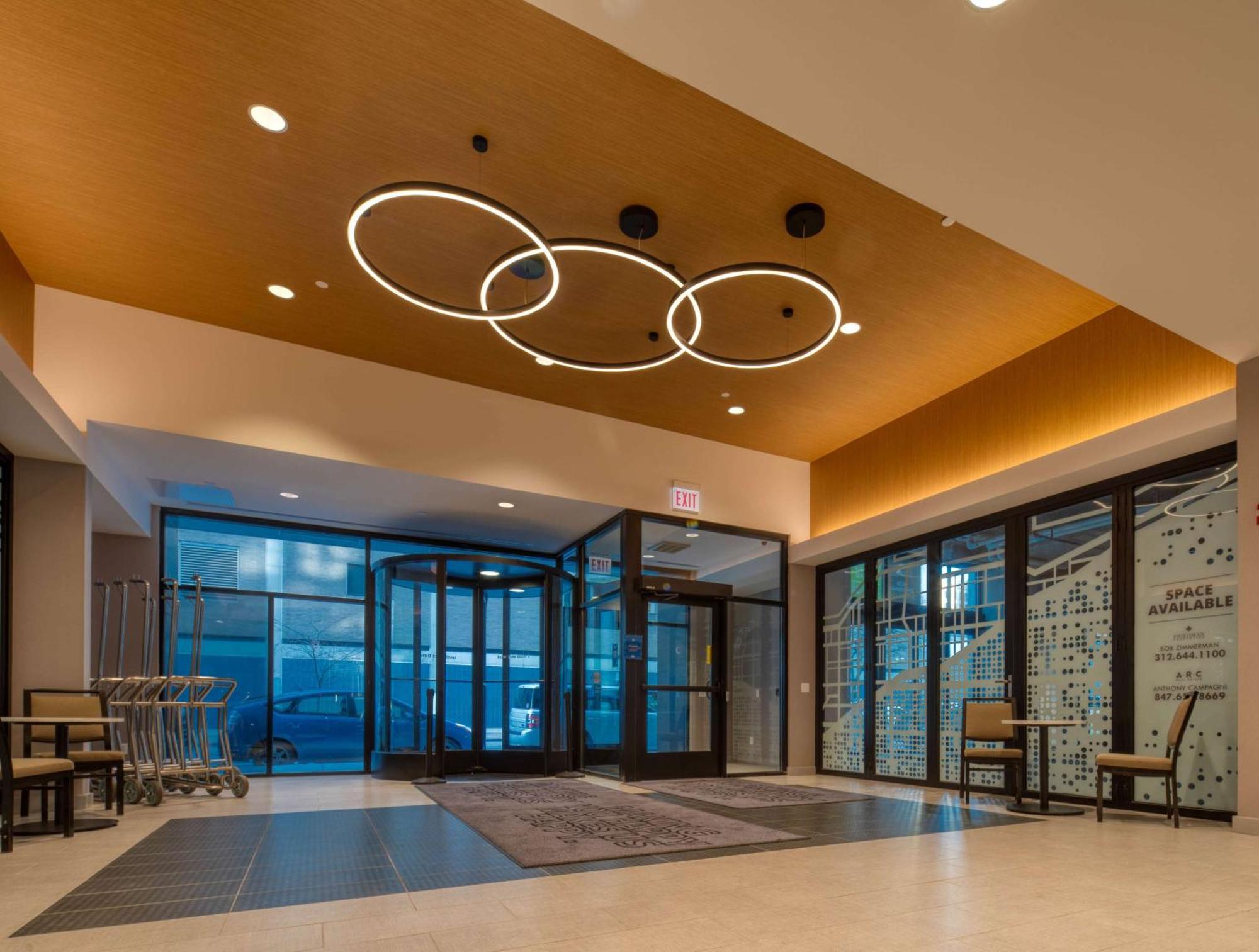 Hotel Hampton & Chicago-downtown 3*