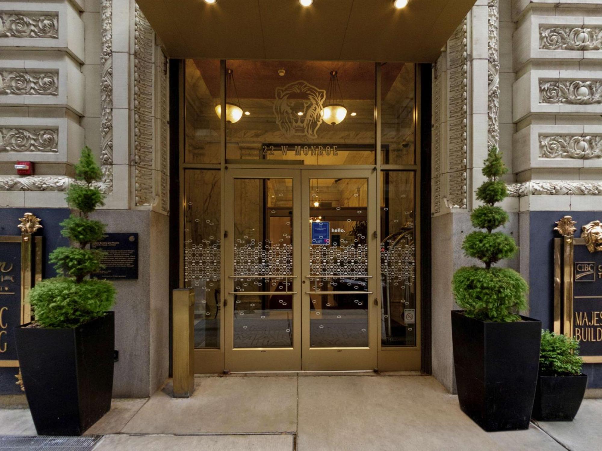 Hotel Hampton Majestic Theatre District 3*