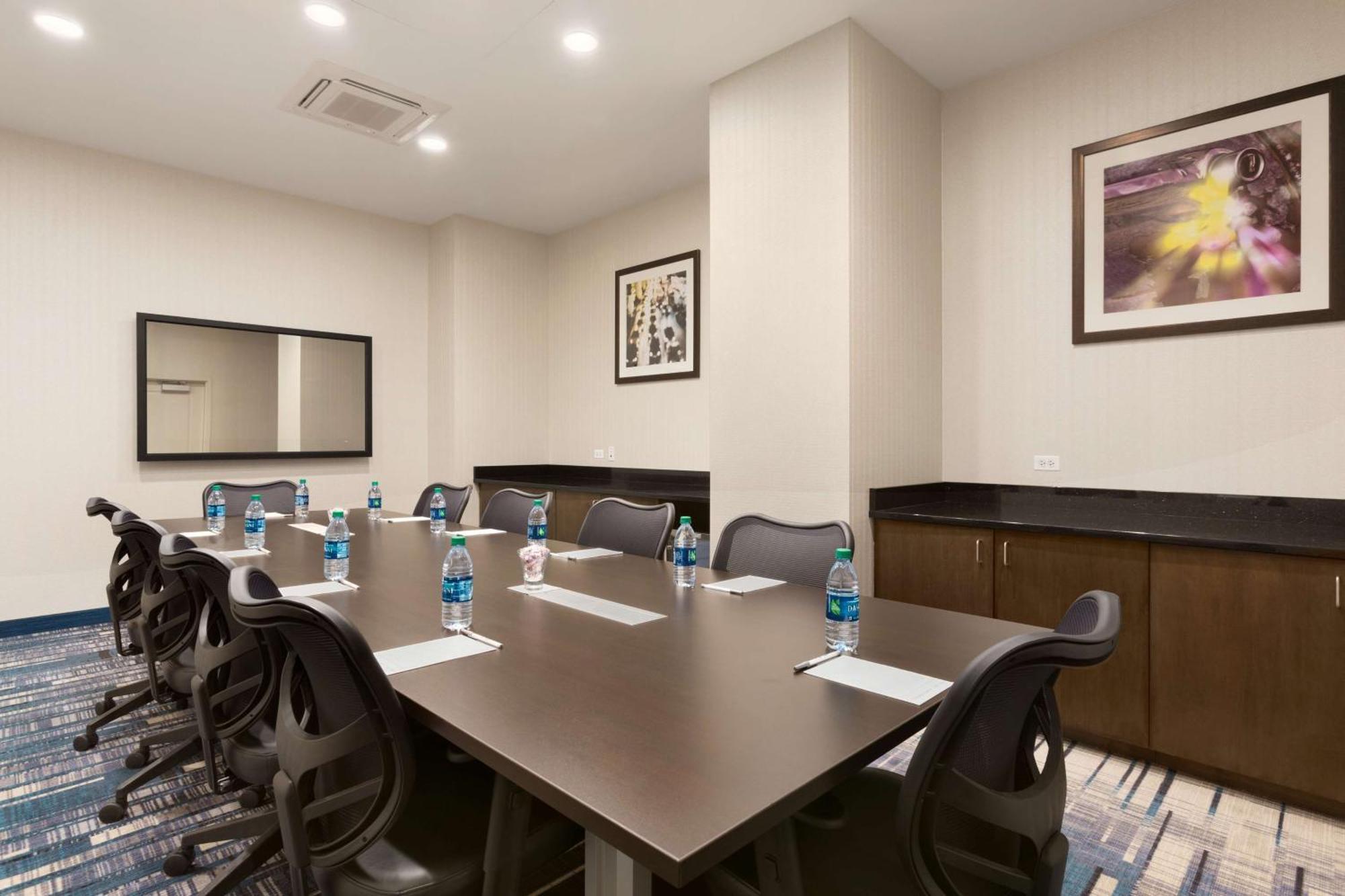 Hotel Hampton Downtown/n Loop/michigan Ave 3*