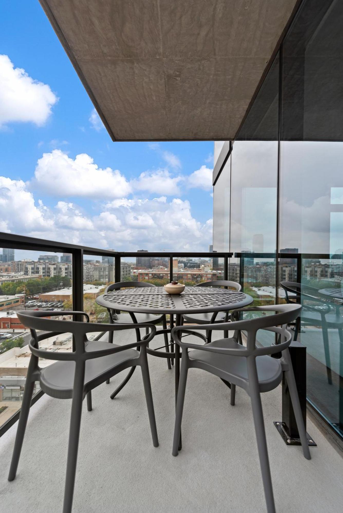 Sage Modern Near Union Park In West Loop Chicago