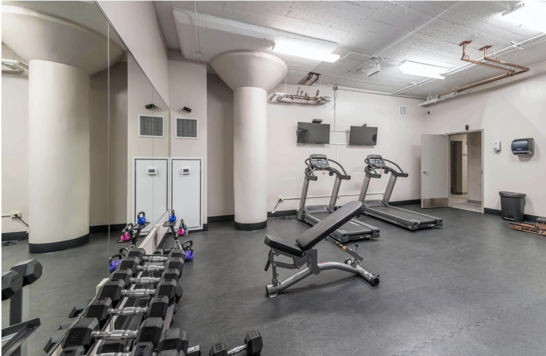 Apartment Mccormick 2br/2ba Oasis With Optional Parking, Patio, Gym For Up To 6 Guests *