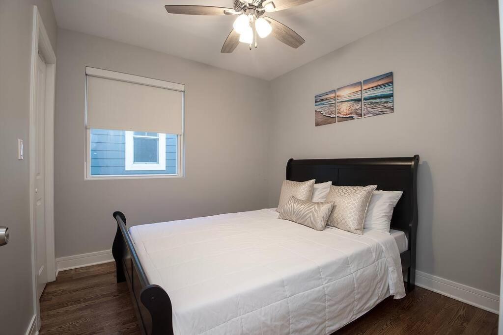 Deluxe Duplex In Roscoe-wrigley With Free Parking * Chicago
