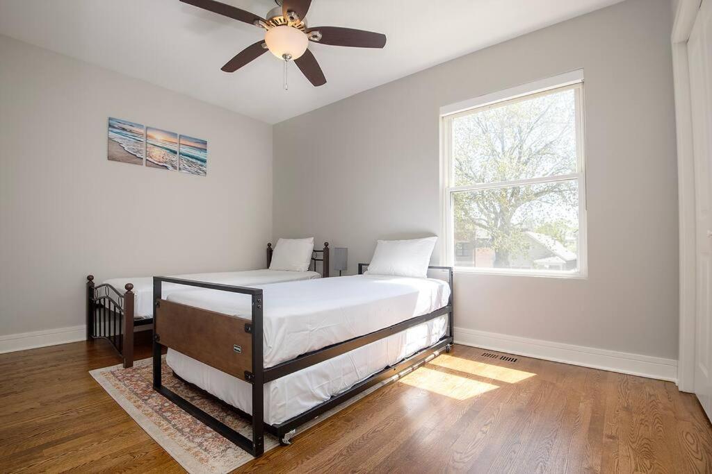 Apartamento Deluxe Duplex In Roscoe-wrigley With Free Parking