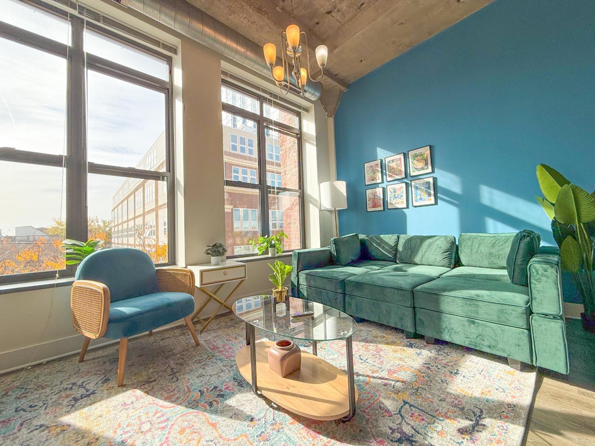 Apartment Mccormick Place Beautiful 2br With Optional Parking Sleeps Up To 8 Near Soldier Field, Grant Park And Lakefront Trail Chicago