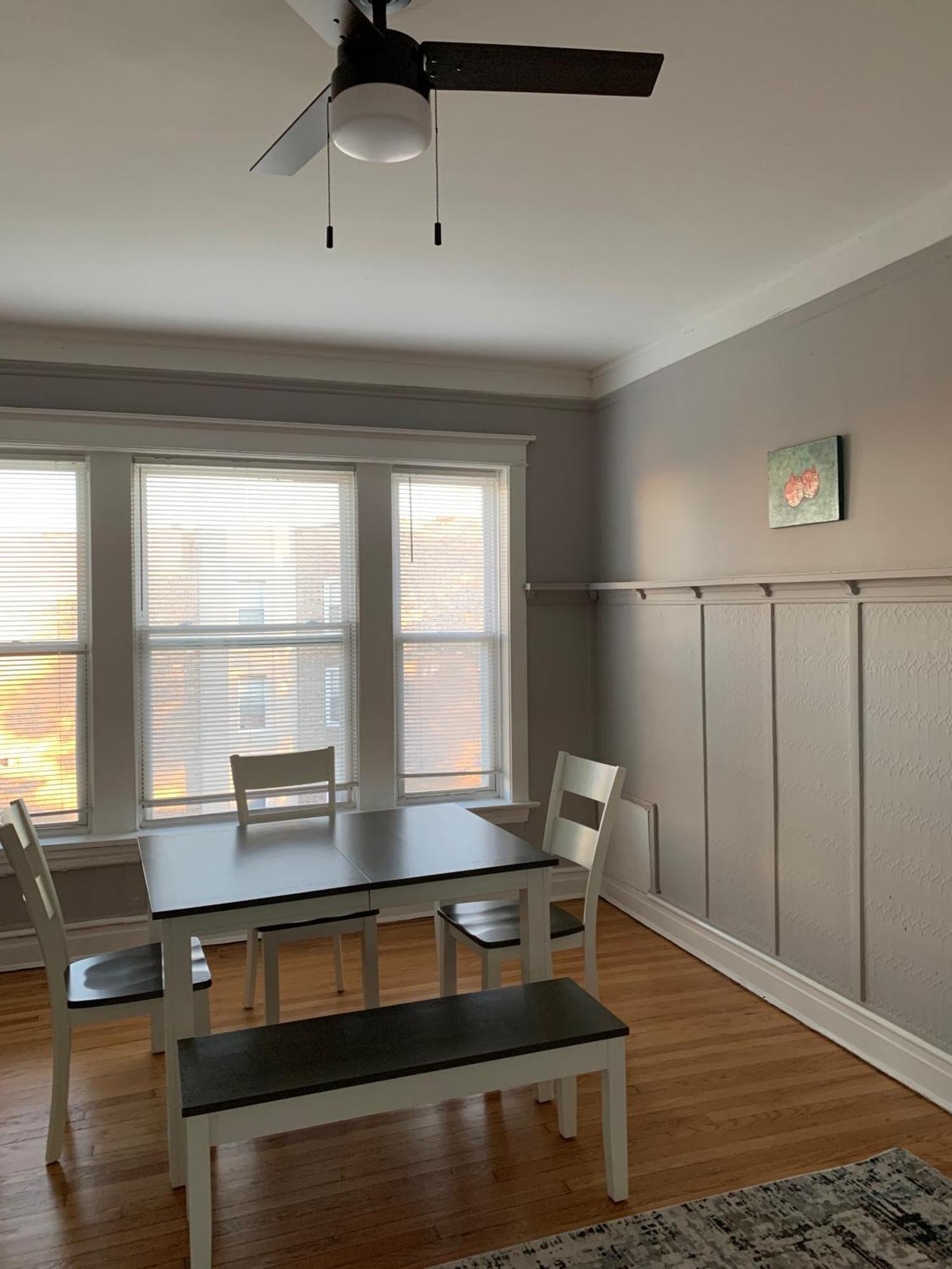 Entire With Private Balcony Apartment