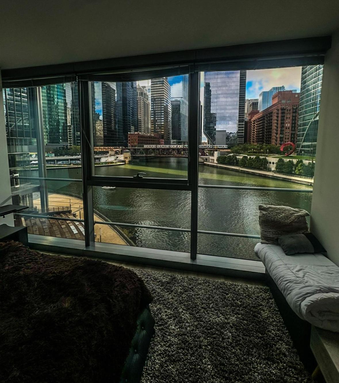 Hotel Nvcll Chicago