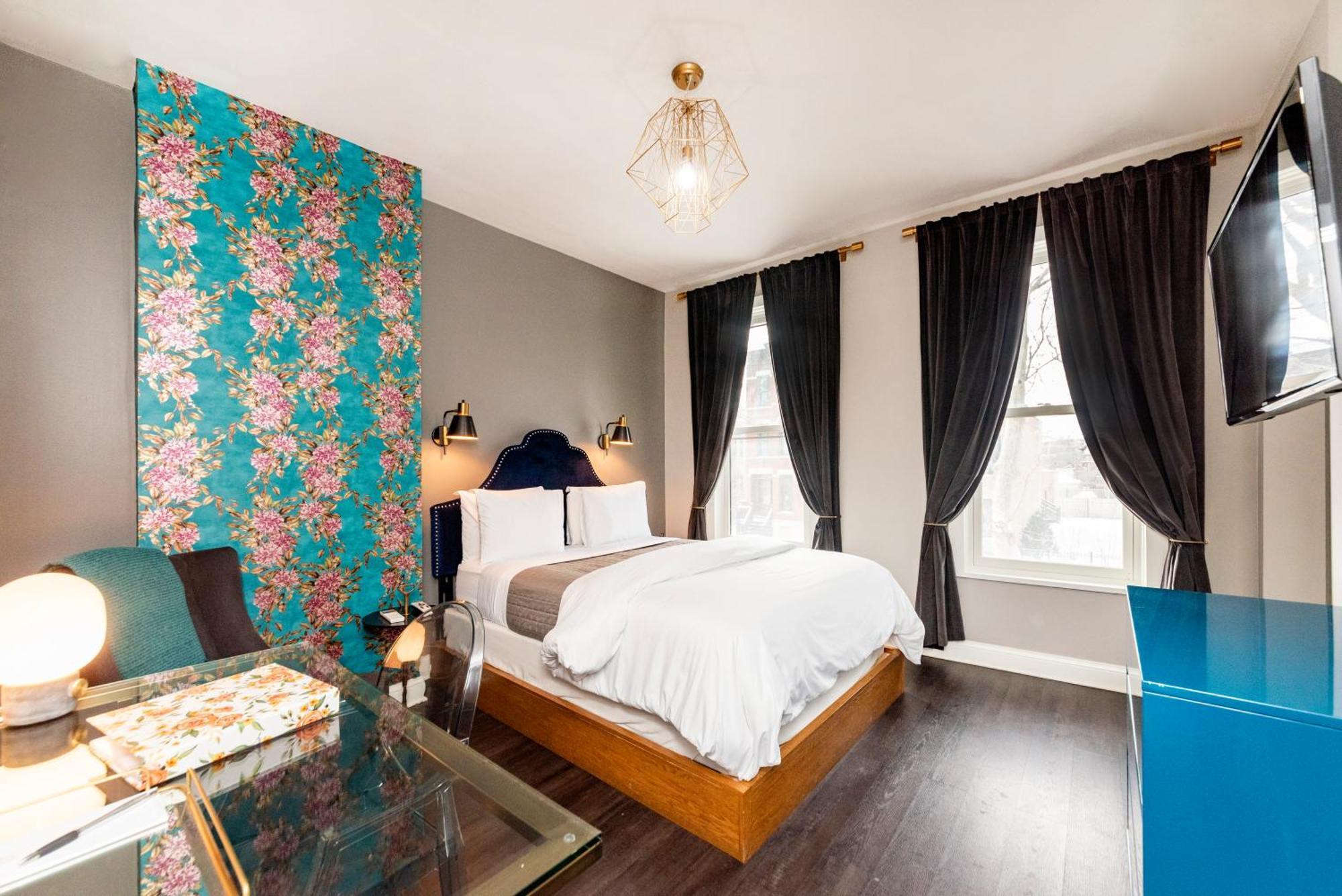 Wicker Park 3*