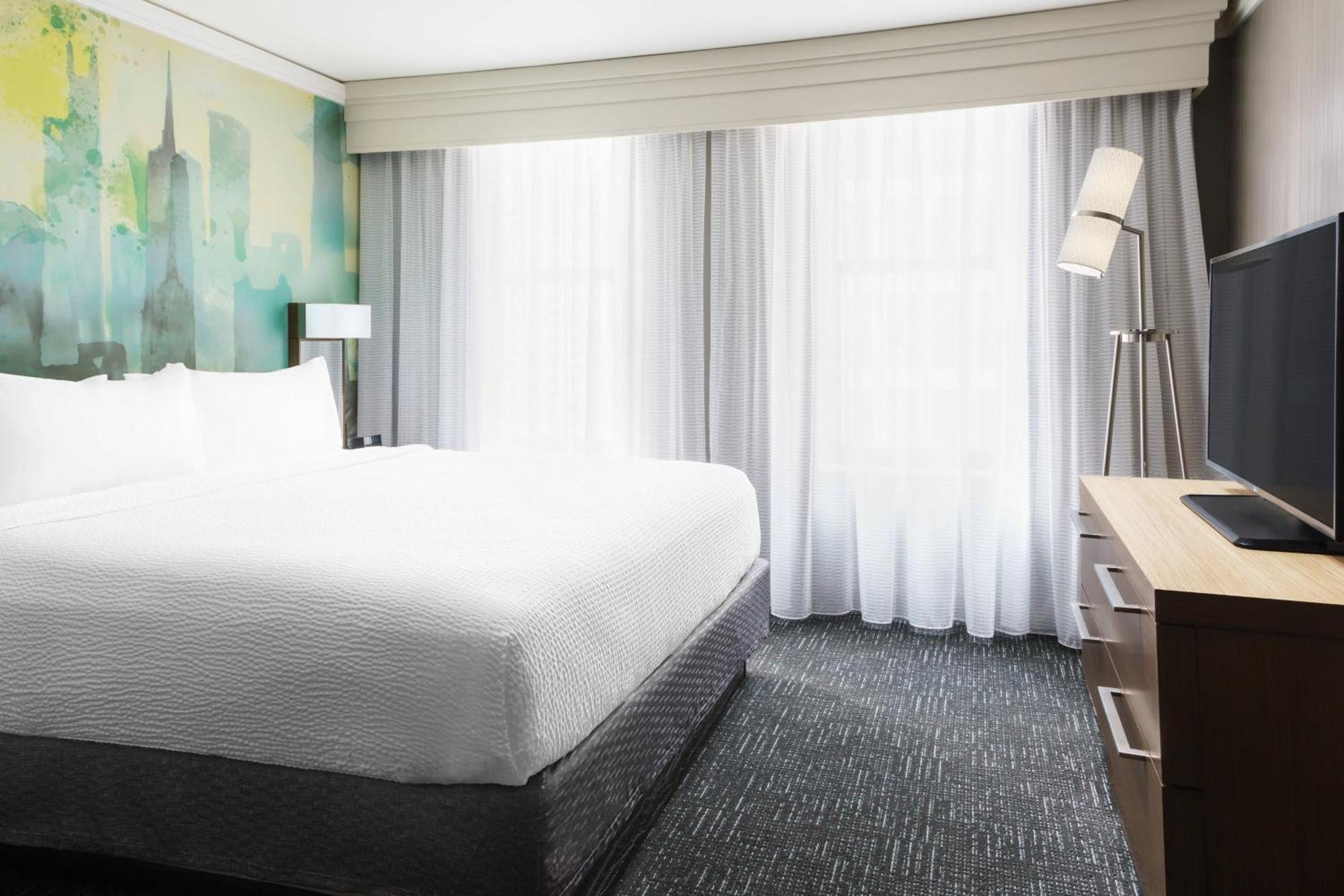 Courtyard Downtown/magnificent Mile