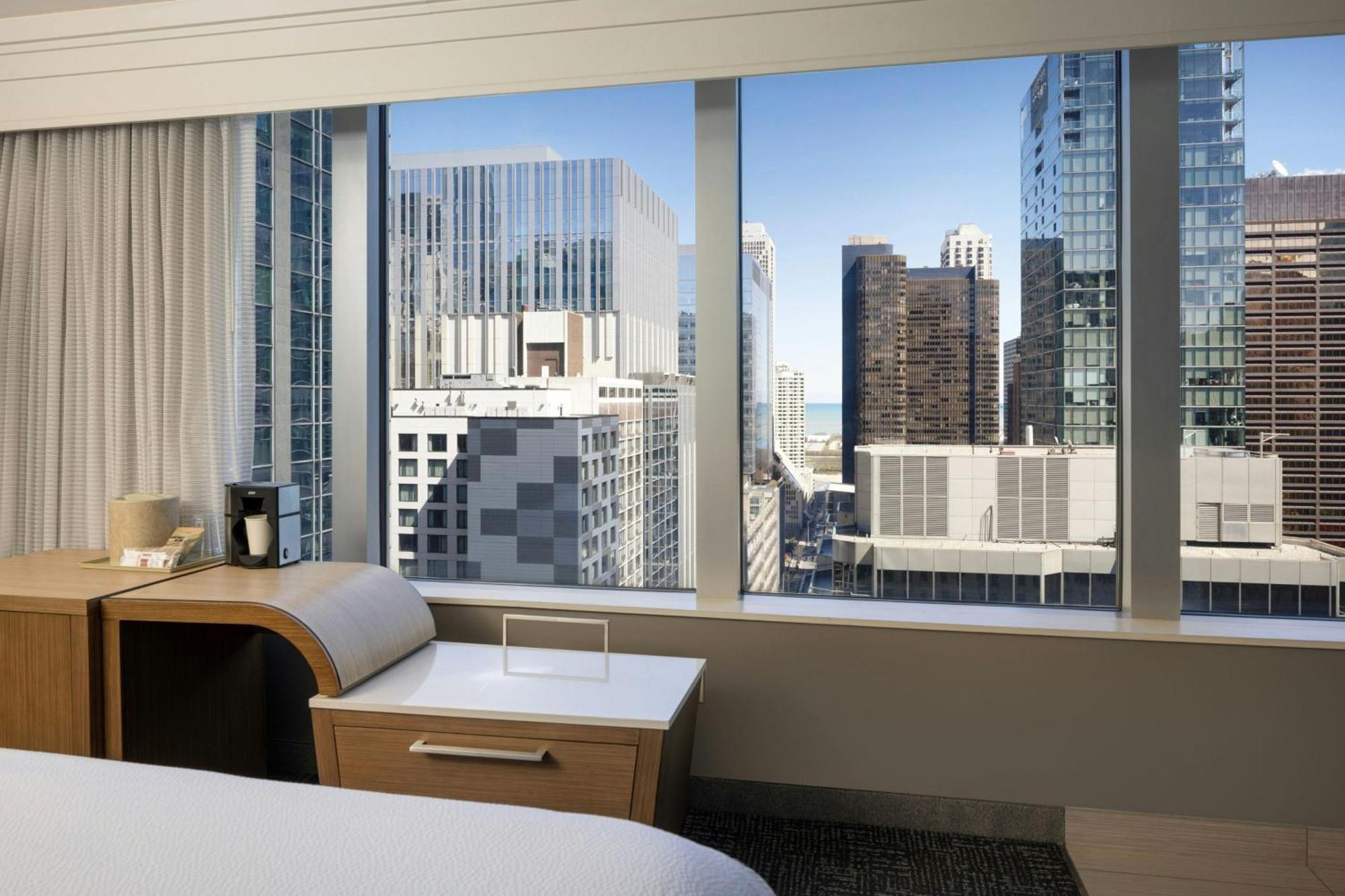 Courtyard Downtown/magnificent Mile Hotel