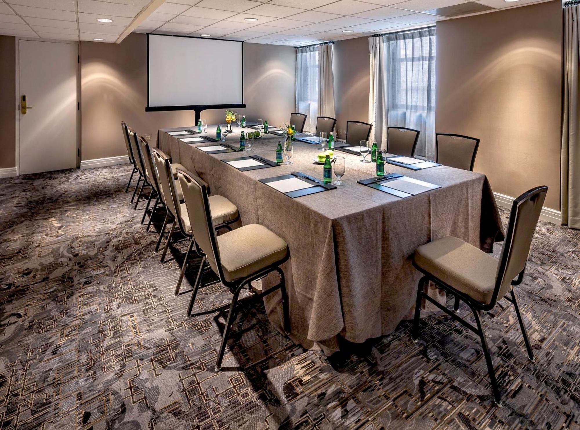 Intercontinental Magnificent Mile By Ihg Chicago
