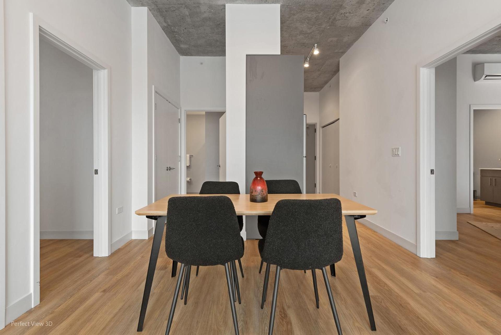Living Grand 4 Bedroom By Lincoln Park Chicago