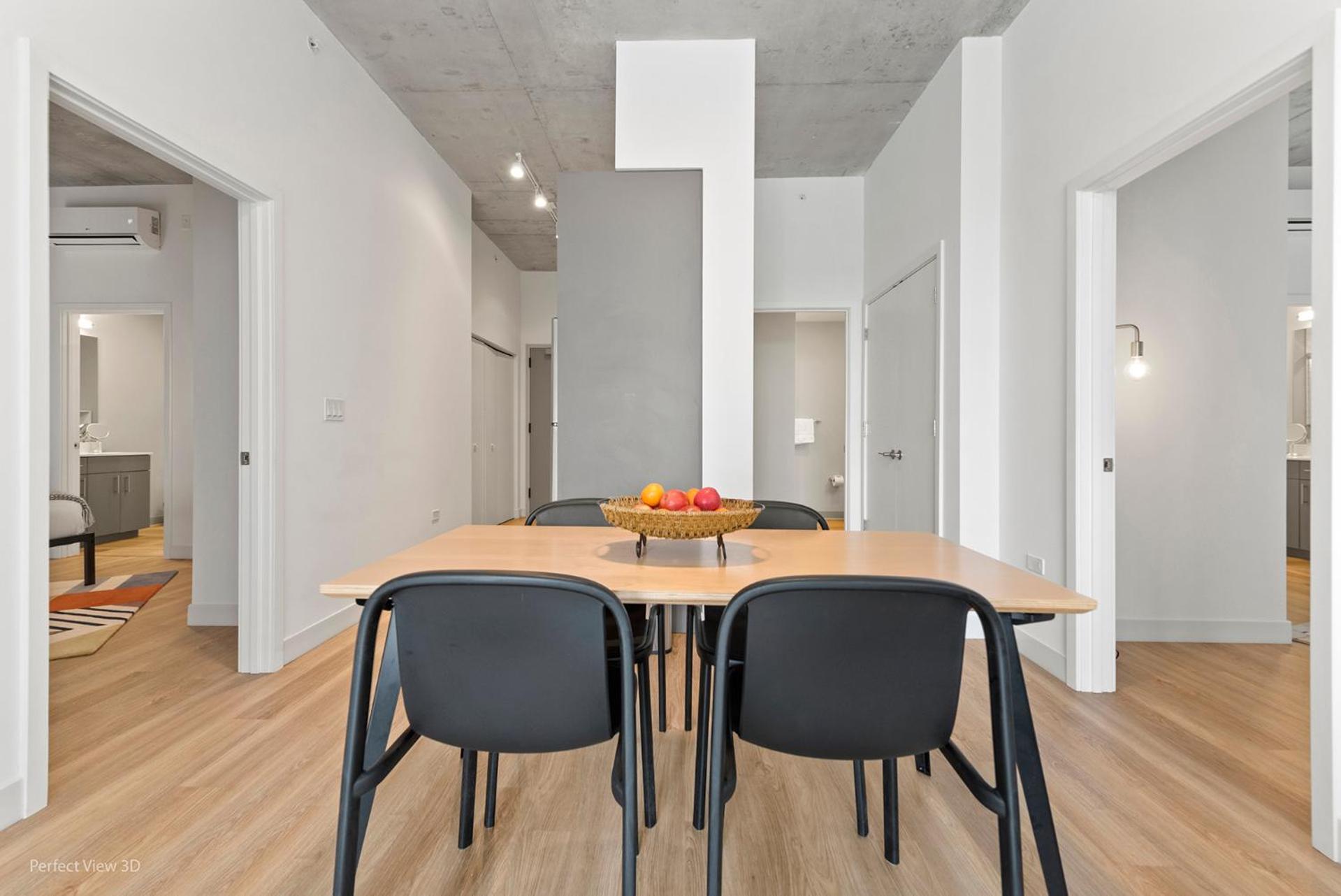 Living Grand 4 Bedroom By Lincoln Park Chicago