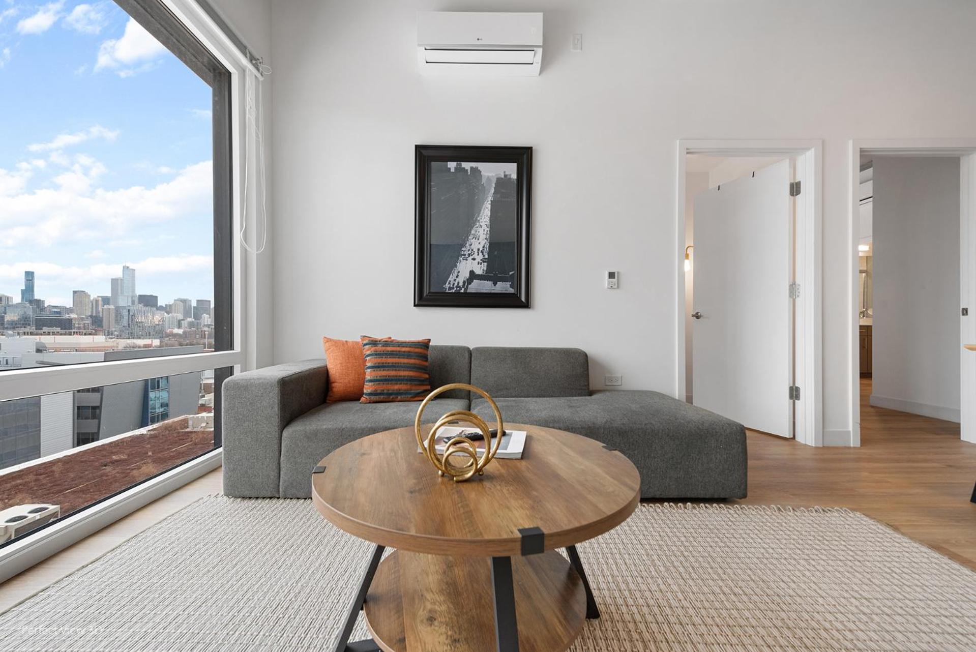 Living Grand 4 Bedroom By Lincoln Park Chicago