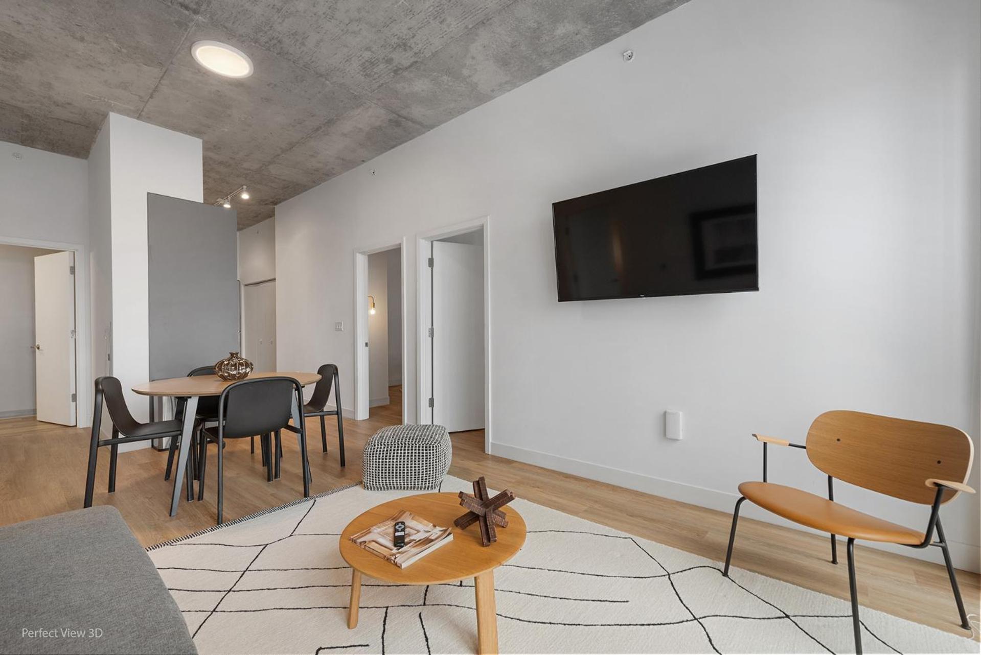 Living Grand 4 Bedroom By Lincoln Park Apartment *