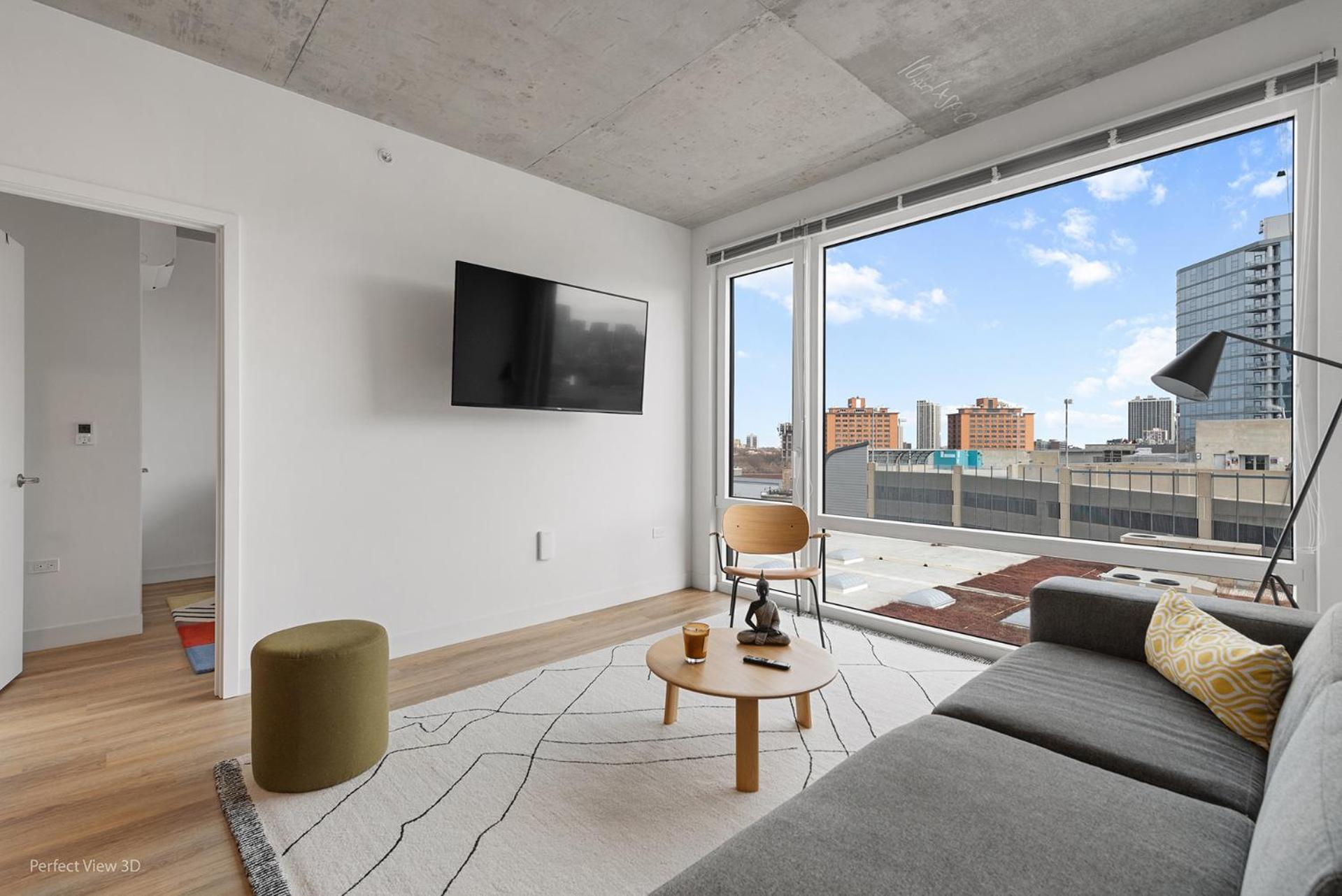 Living Grand 4 Bedroom By Lincoln Park Apartment Chicago