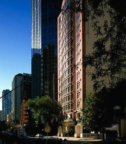 Fairfield And Downtown/ Magnificent Mile Hotel 3*