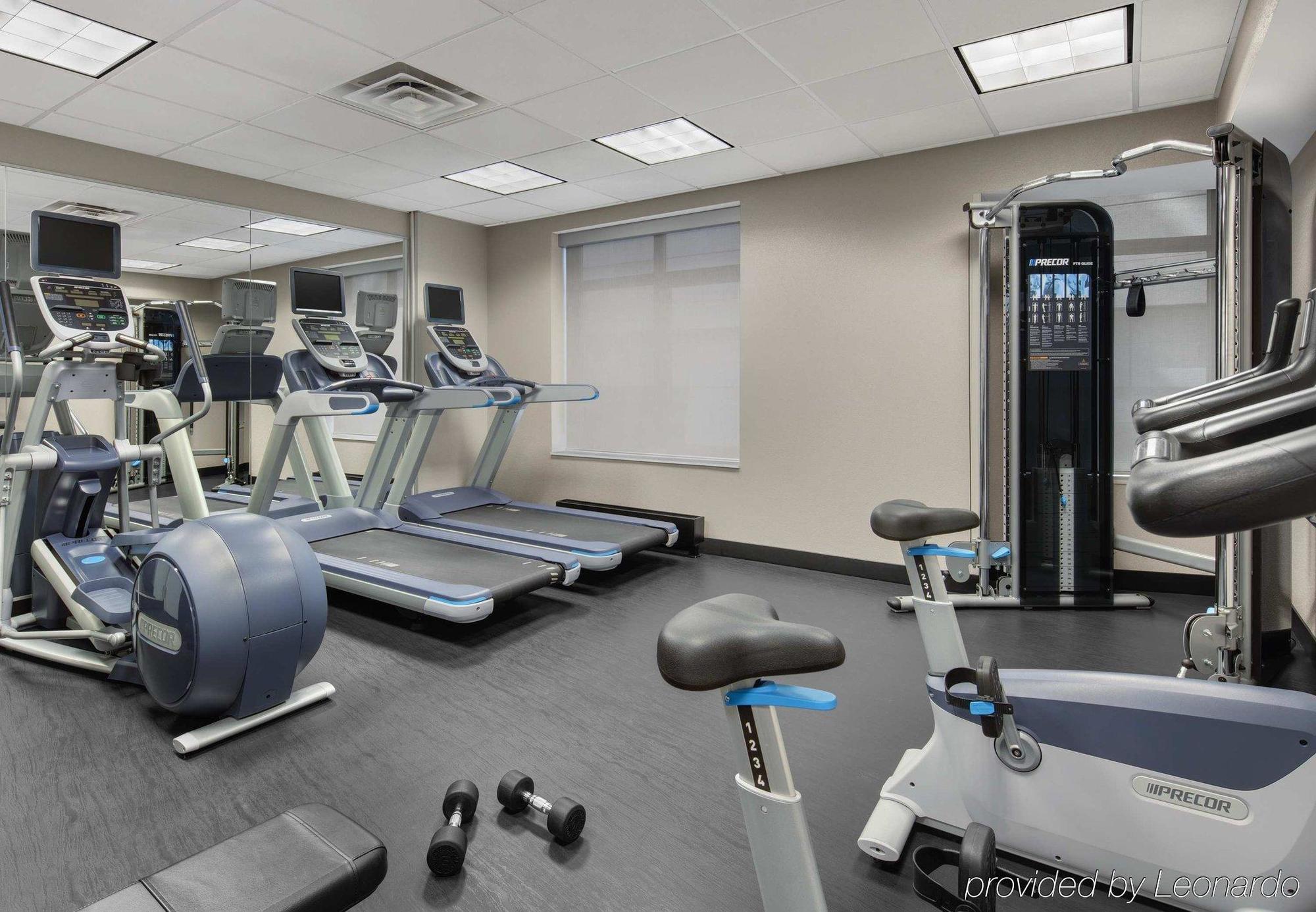 Hotel Fairfield And Downtown/ Magnificent Mile 3*
