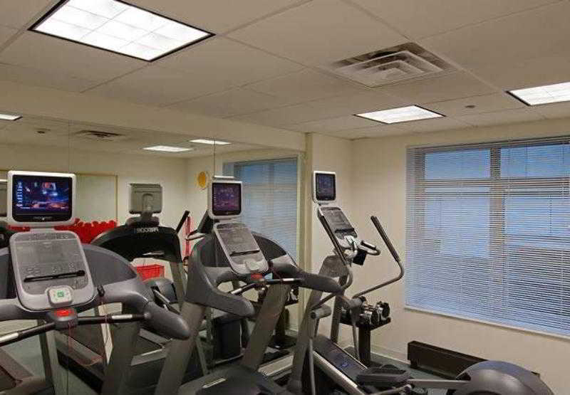 Fairfield And Downtown/ Magnificent Mile 3*