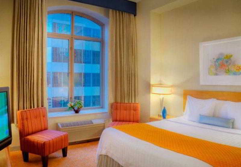 Fairfield And Downtown/ Magnificent Mile Hotel