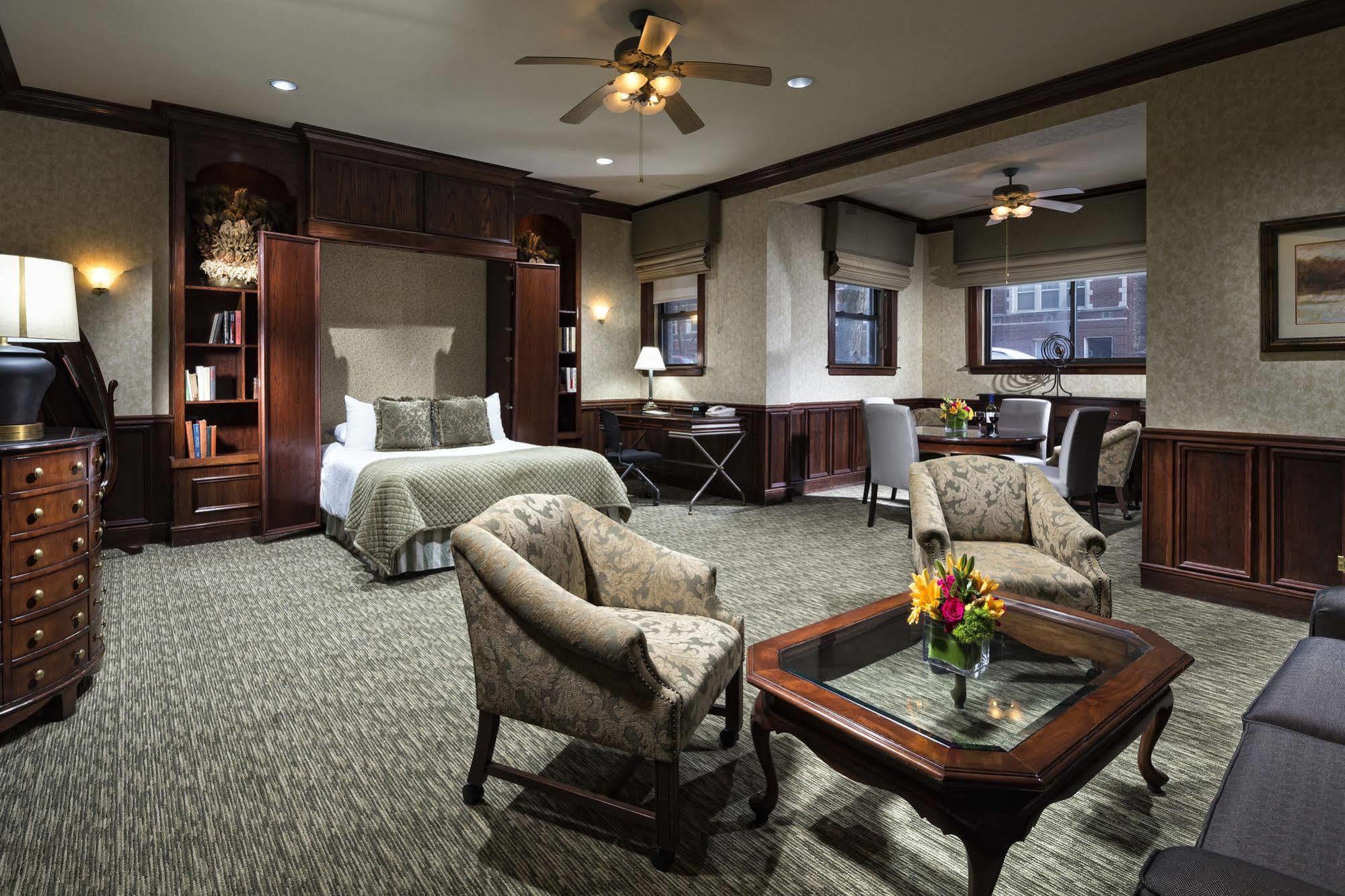 Hotel Majestic