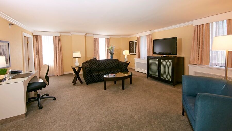 Warwick Allerton Hotel