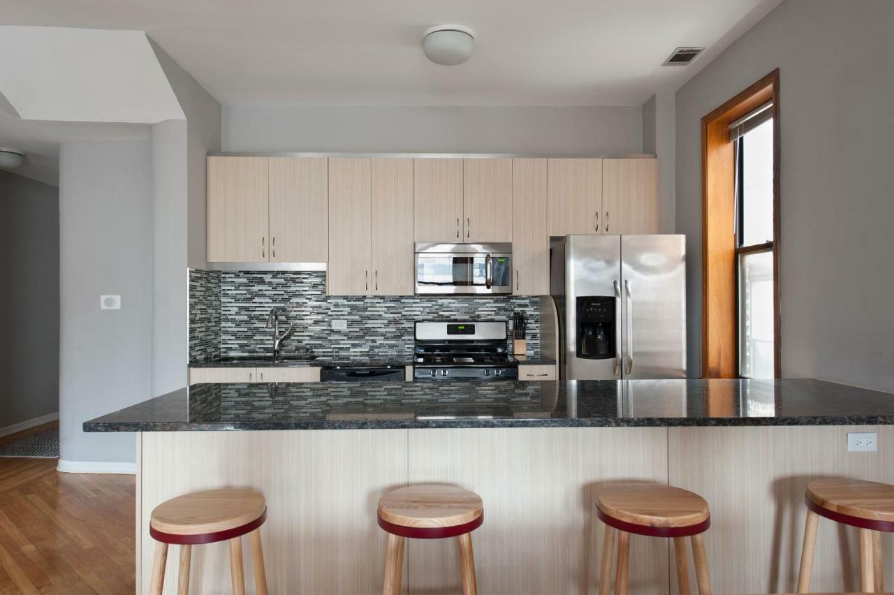 Sonder — Wrigley Field Aparthotel 3*