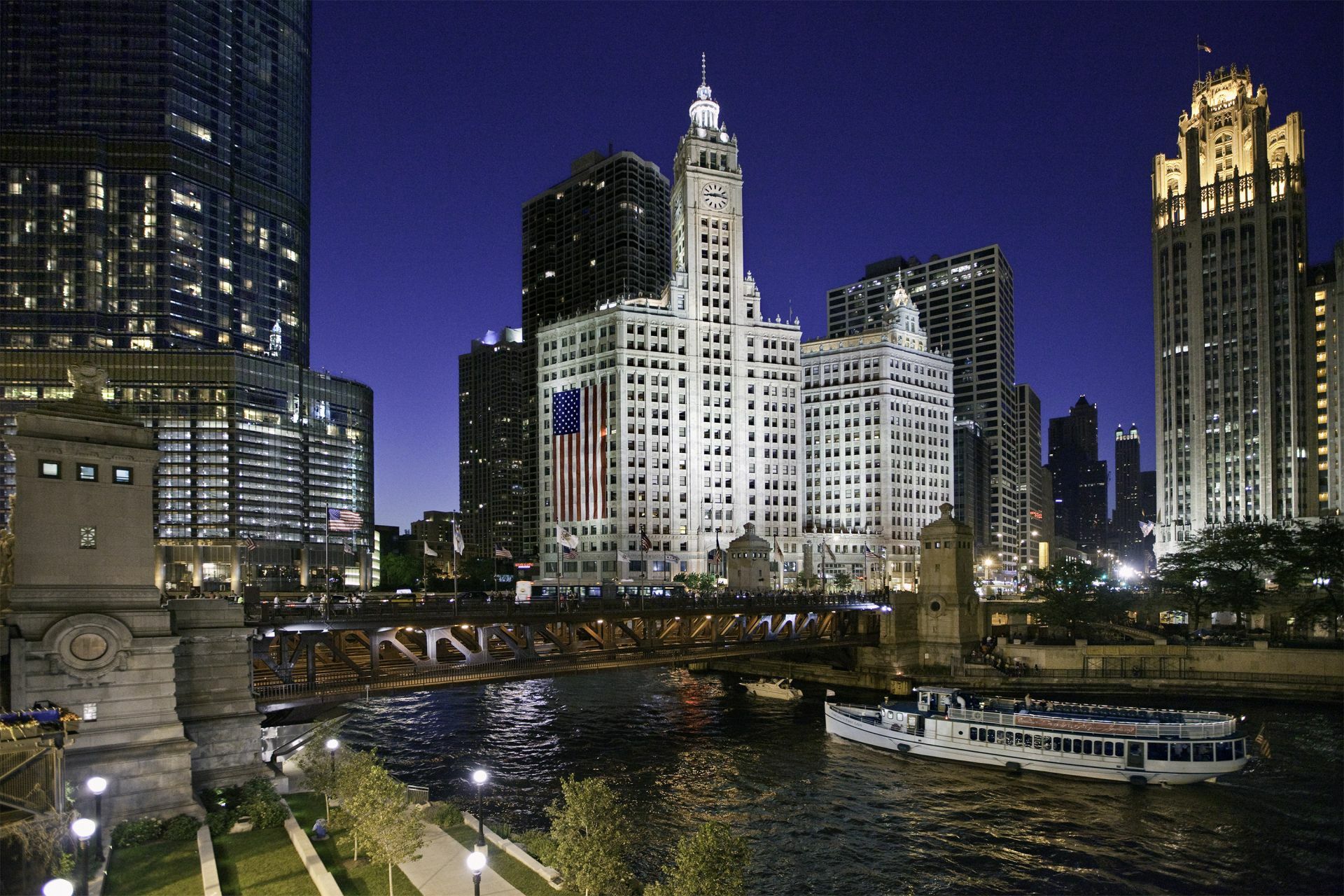Kinzie Hotel 4*