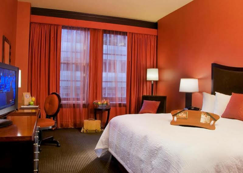 Hotel Hampton Majestic Theatre District