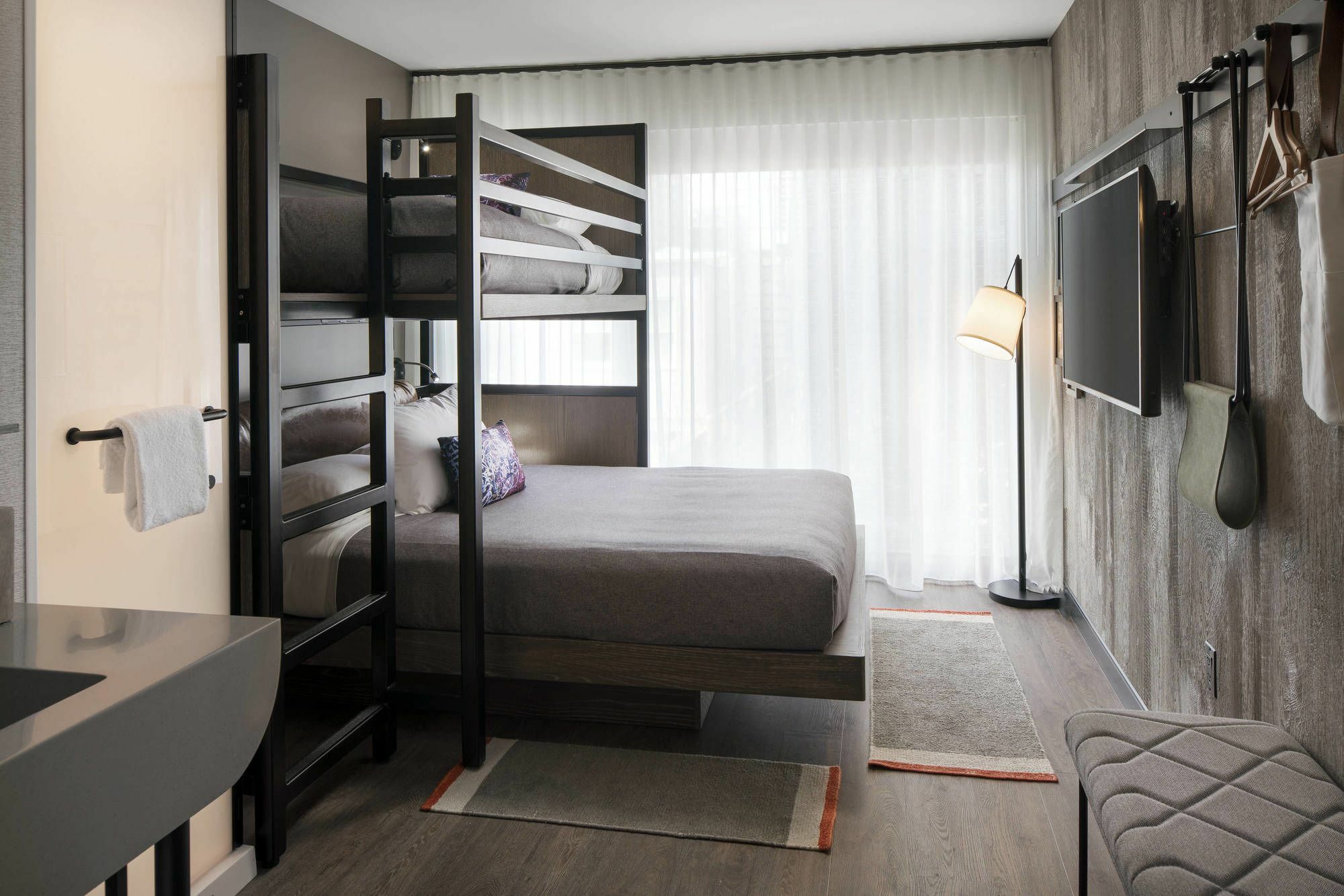 Moxy Downtown 3* Chicago