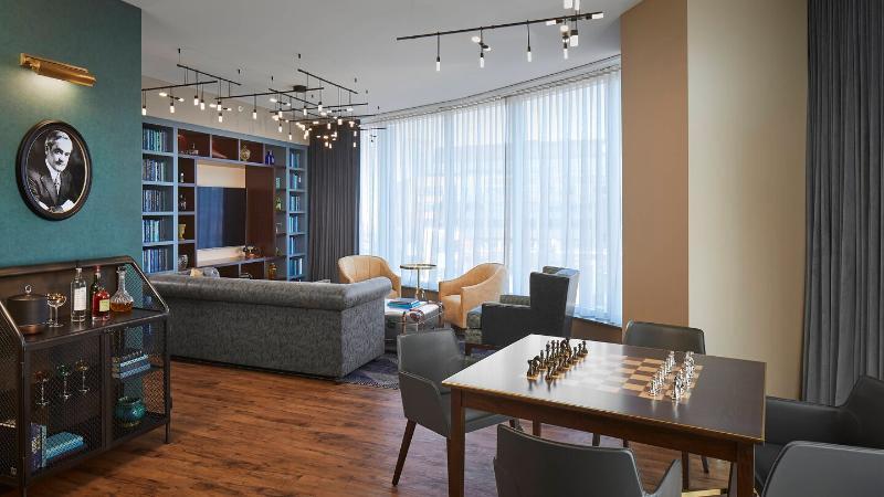 Hotel Zachary, Chicago, A Tribute Portfolio