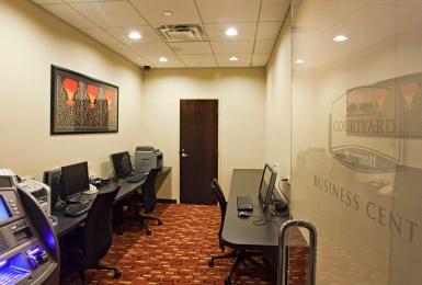 Hotel Courtyard Downtown/magnificent Mile 4*